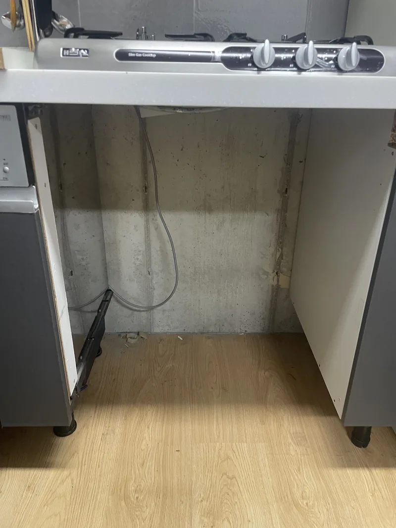 상암 싱크대 시공 작업 중 사진